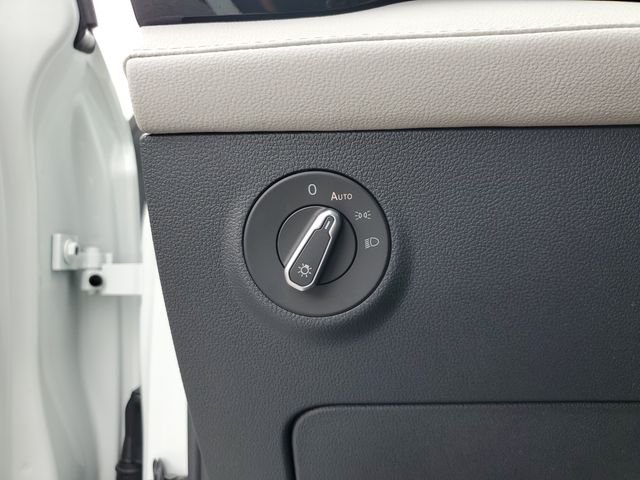 New 2026 White Volkswagen 1.5T S image 34