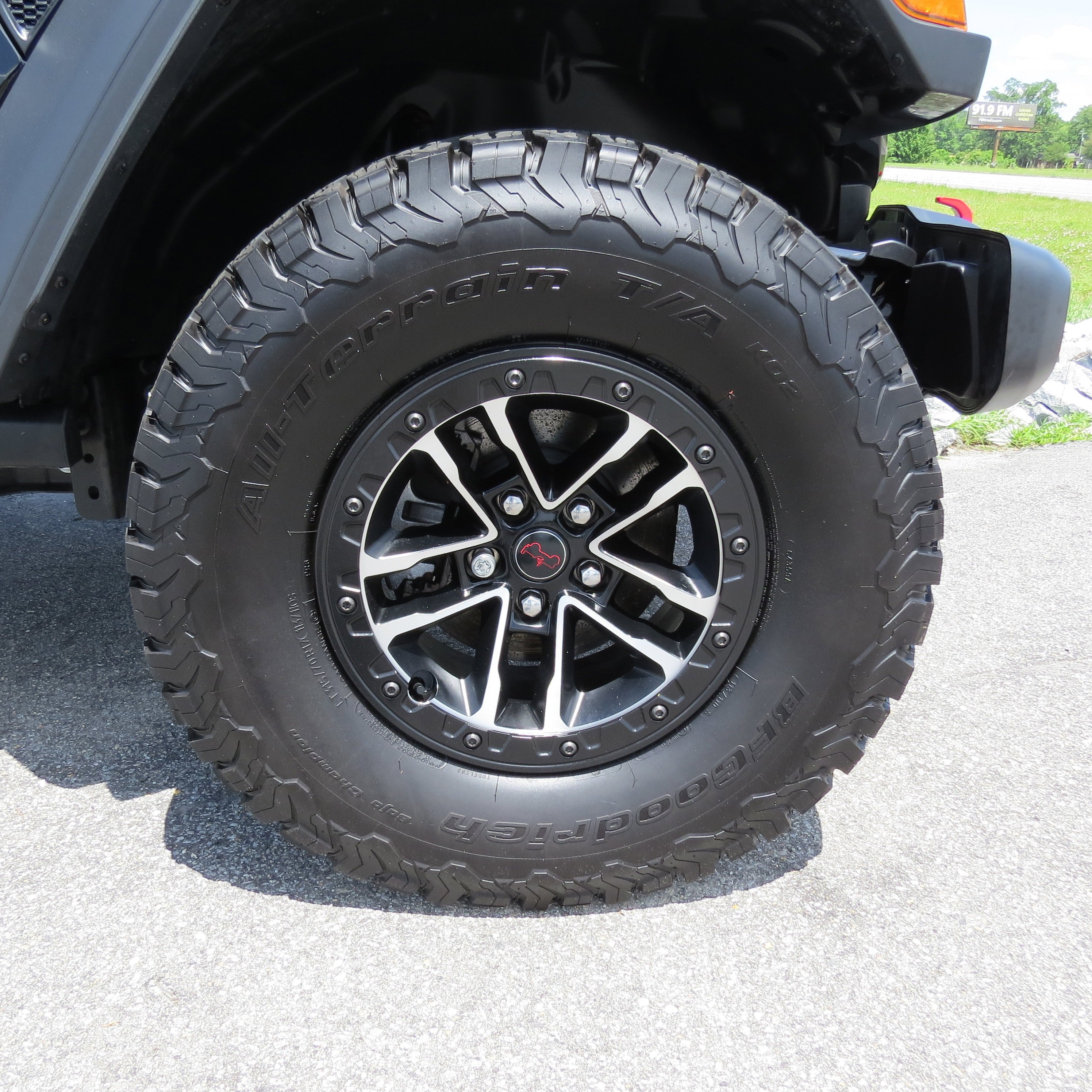 Used 2024 Black Clearcoat Jeep Rubicon image 9