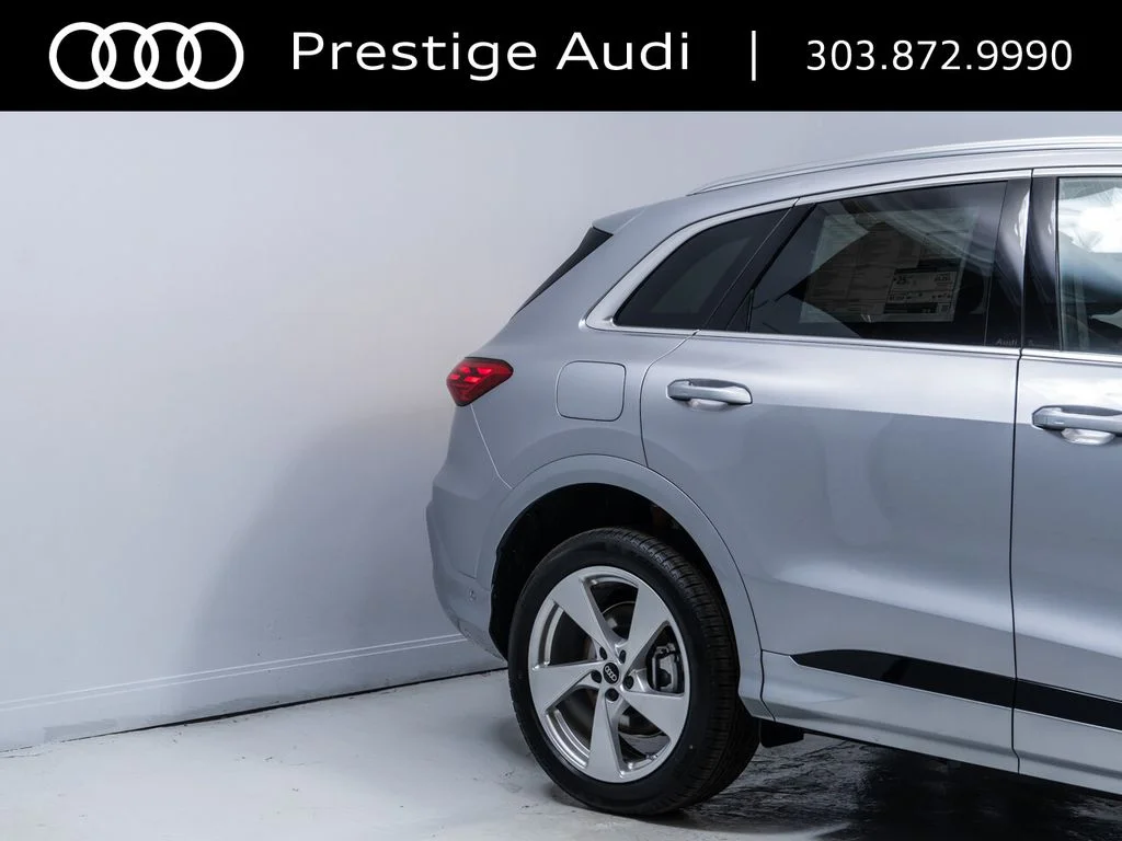 Used 2025 Florett Silver Metallic Audi 2.0T Premium Plus image 11