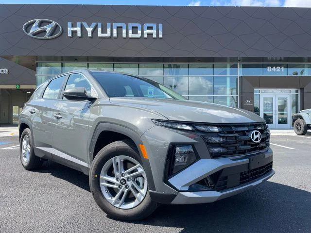 2026 Hyundai Tucson SE FWD's photo