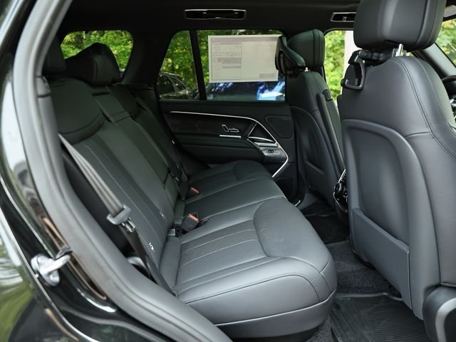 New 2026 Santorini Black LAND ROVER SE image 35