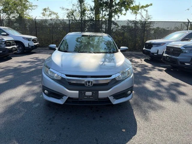 Used 2016 Silver Metallic Honda EX-T image 2