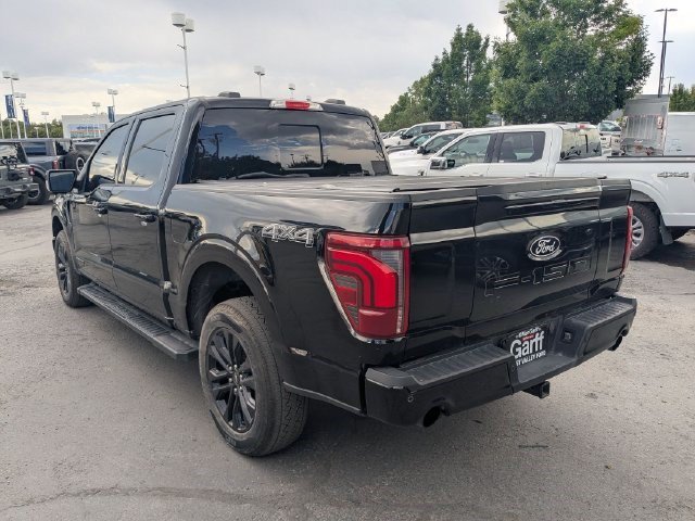 Used 2024 Agate Black Metallic Ford LARIAT image 5