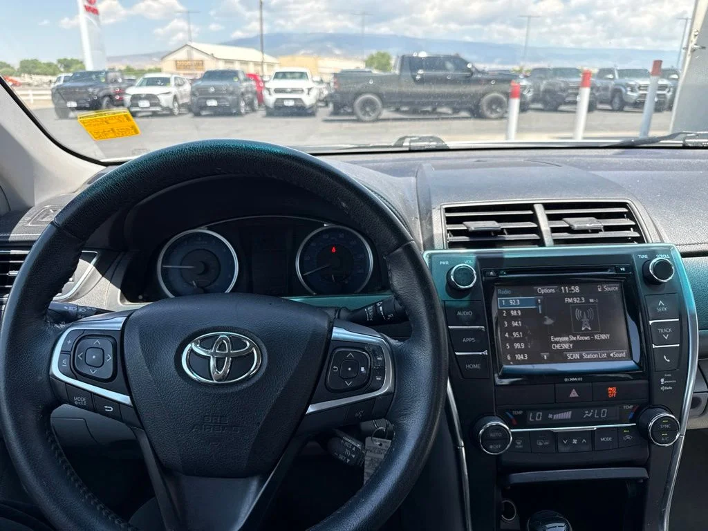 Used 2016 White Toyota XLE image 15