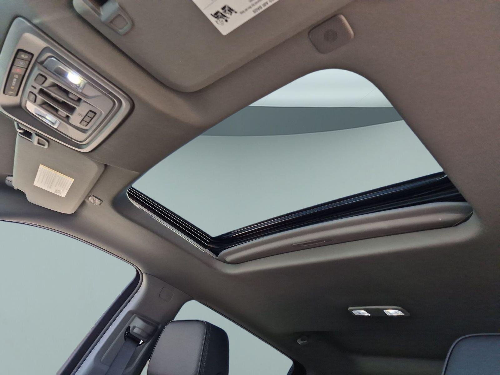 New 2026 Glacier White Tricoat GMC Denali image 19