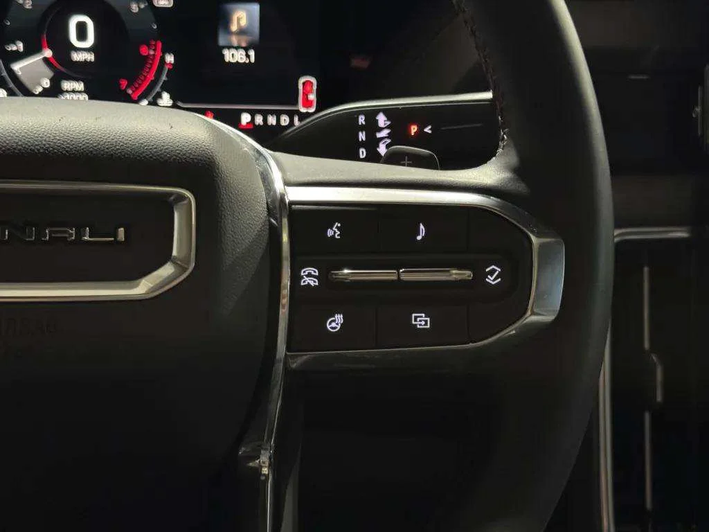Certified Used 2025 Summit White GMC Denali image 16