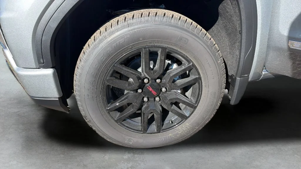 New 2026 Sterling Metallic GMC Elevation image 19
