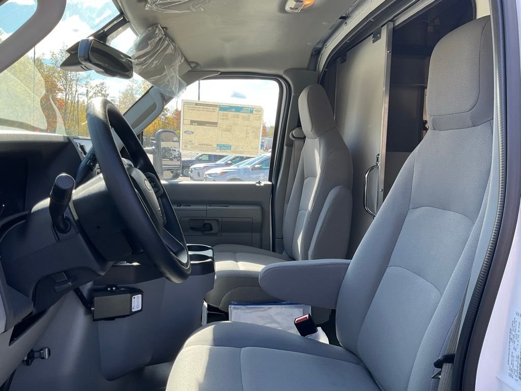 2026 Ford E-Series Cutaway Base - Photo 12