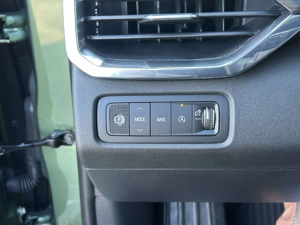 New 2027 Trailstone Green Metallic GMC Elevation image 25