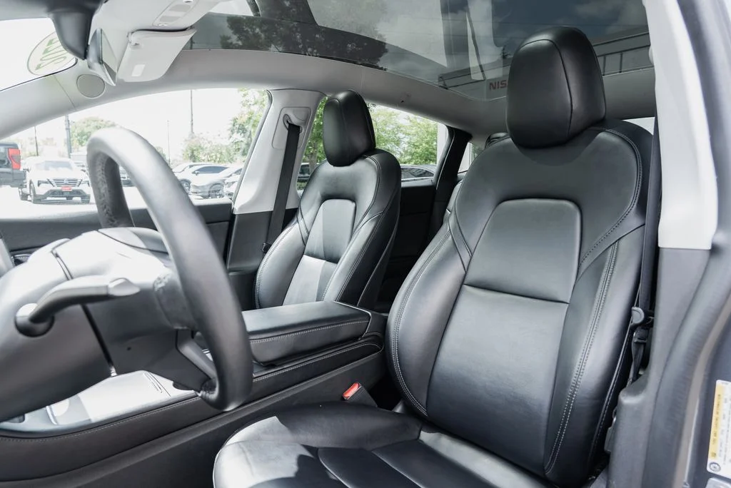 Used 2022 Gray Tesla Performance image 16