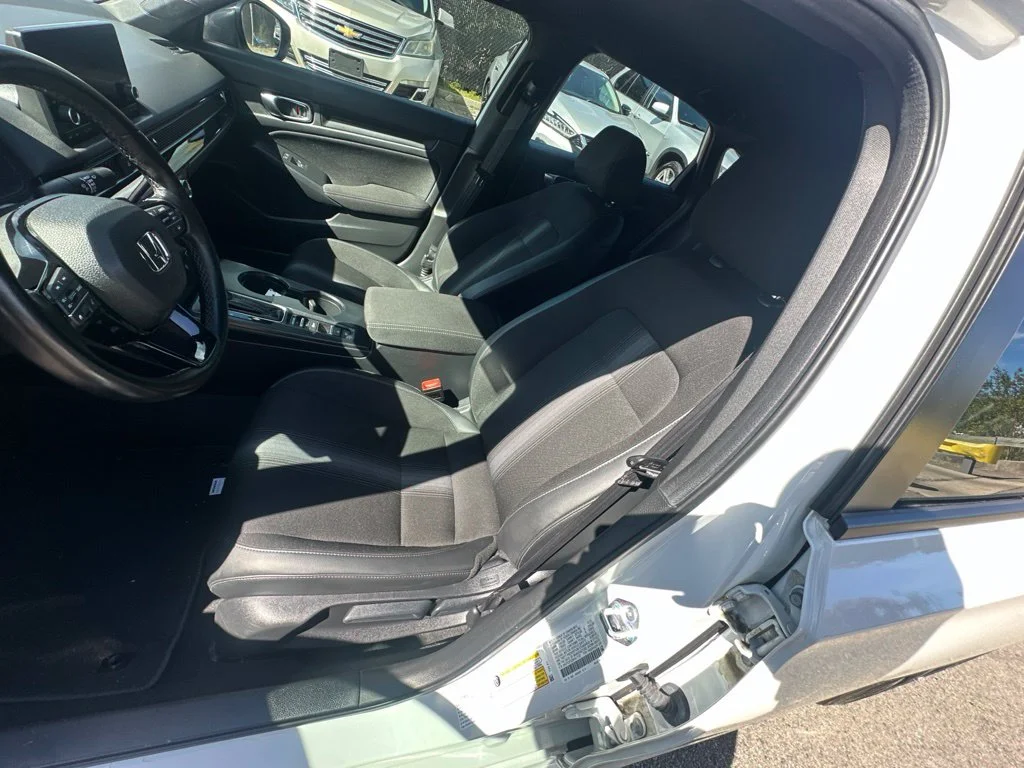Used 2024 White Honda Sport image 10