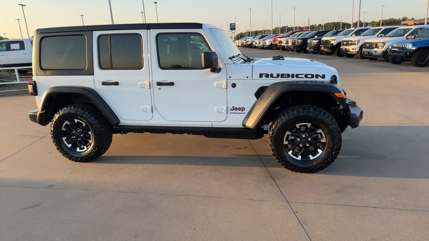 Used 2026 Bright White Clearcoat Jeep Rubicon image 9