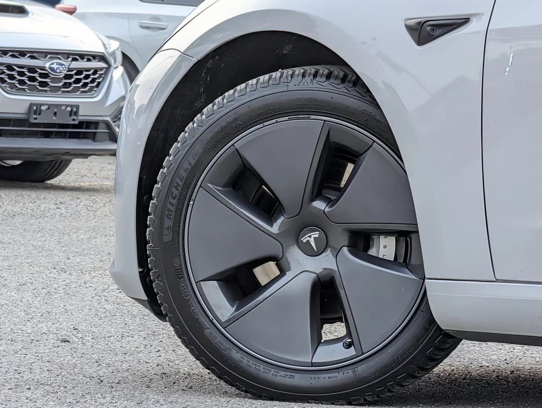 Certified Used 2022 White Tesla Long Range - - AWD - Self-Driving - Leather - Traffic Aware & More! image 9
