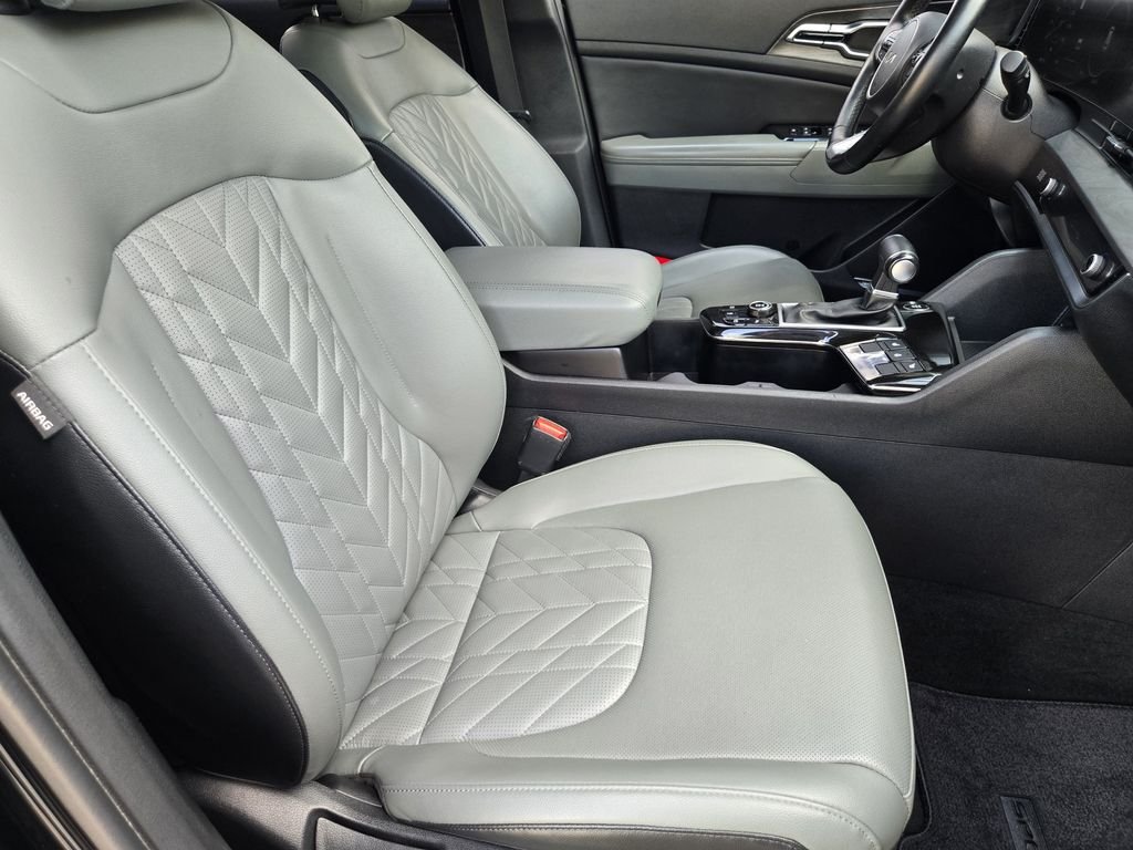 Used 2023 Black Kia X-Pro image 11