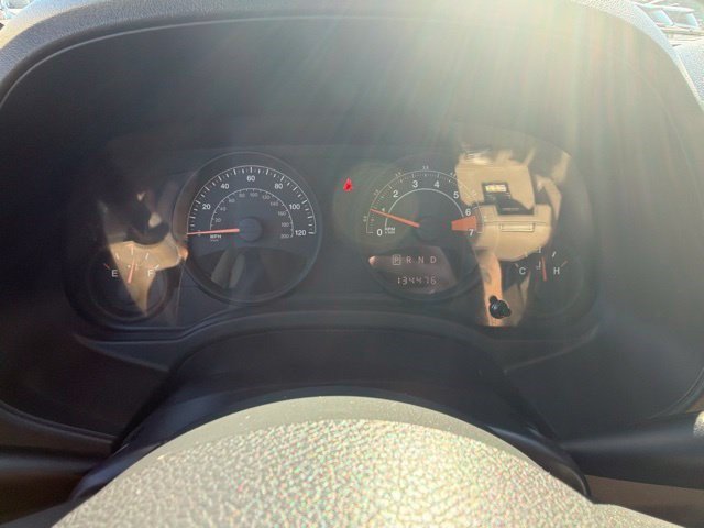 Used 2014 Rugged Brown Pearlcoat Jeep Latitude image 27
