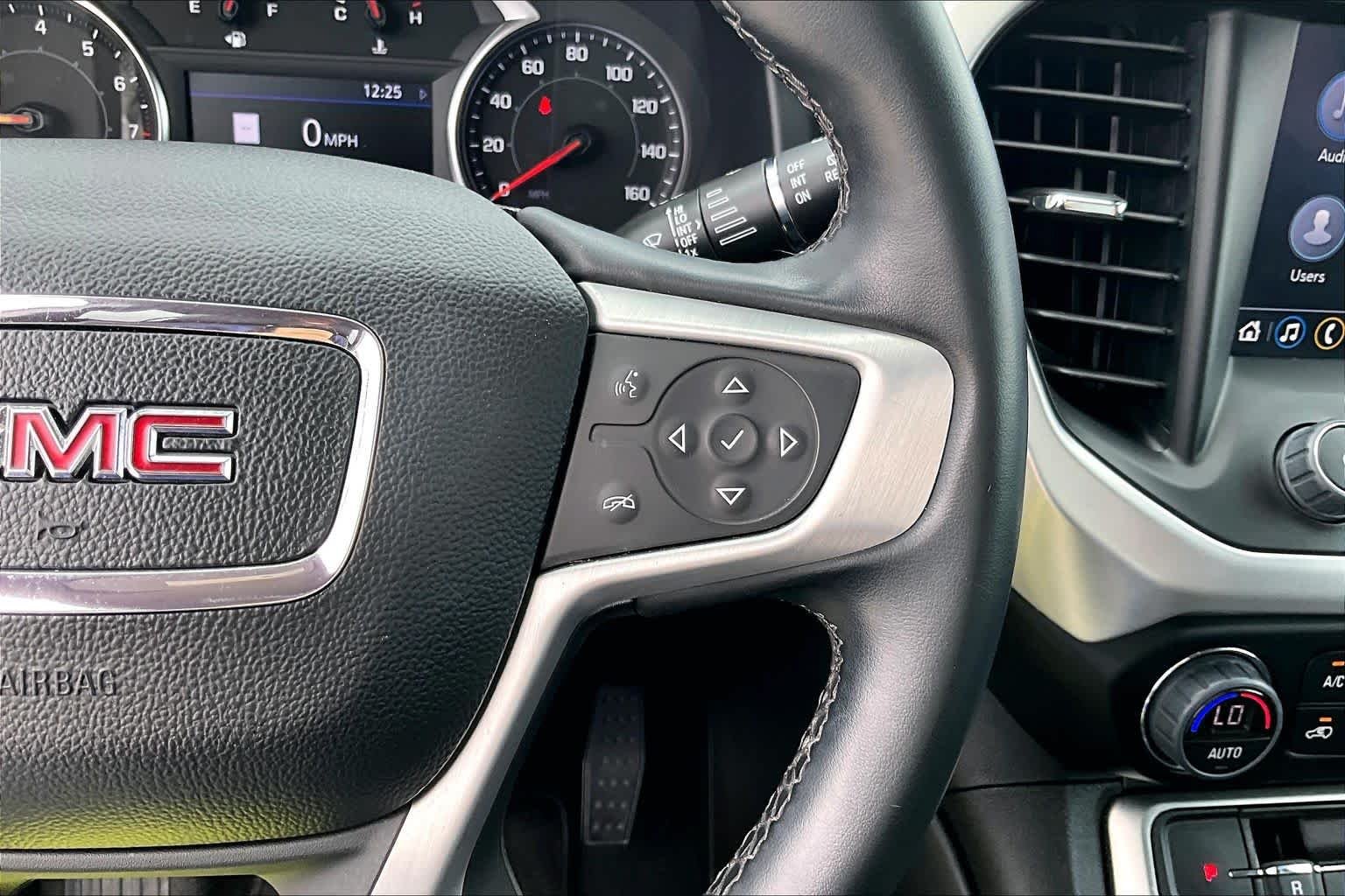 2023 GMC Acadia SLT - Photo 46