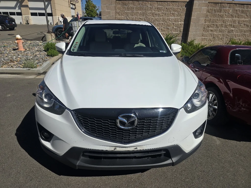 Used 2015 Crystal White Mica Mazda Grand Touring image 17
