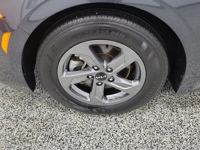 Certified Used 2024 Gray Kia LXS image 5