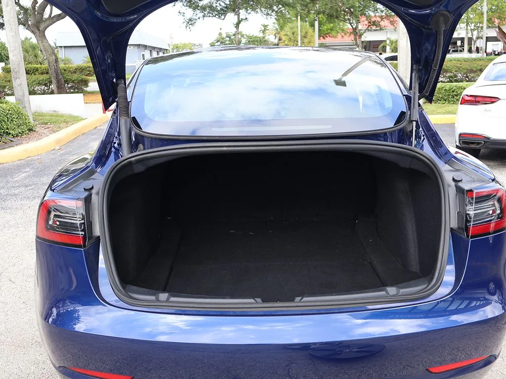 Used 2023 Blue Tesla Base image 21