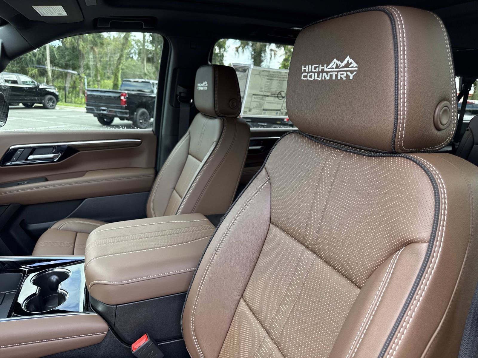 2026 Chevrolet Suburban High Country - Photo 21