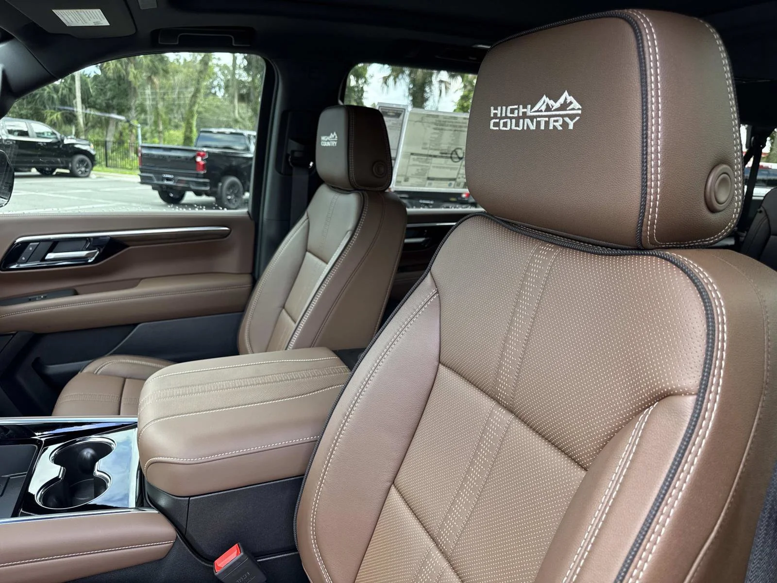 2026 Chevrolet Suburban High Country - Photo 21