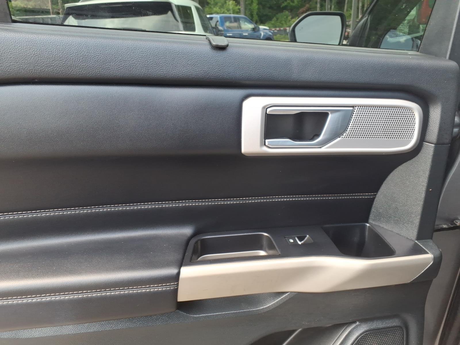 Used 2021 Gray Metallic Ford Limited image 9