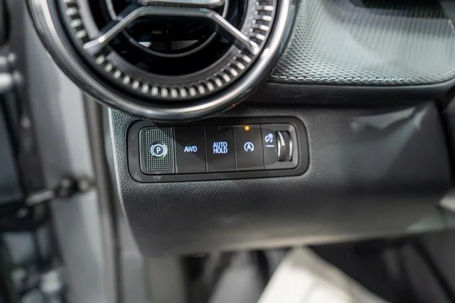 Used 2027 Sterling Gray Metallic Chevrolet LT image 18
