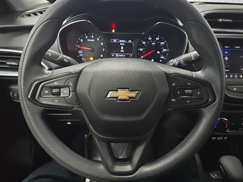 Used 2023 Blue Chevrolet LT image 18