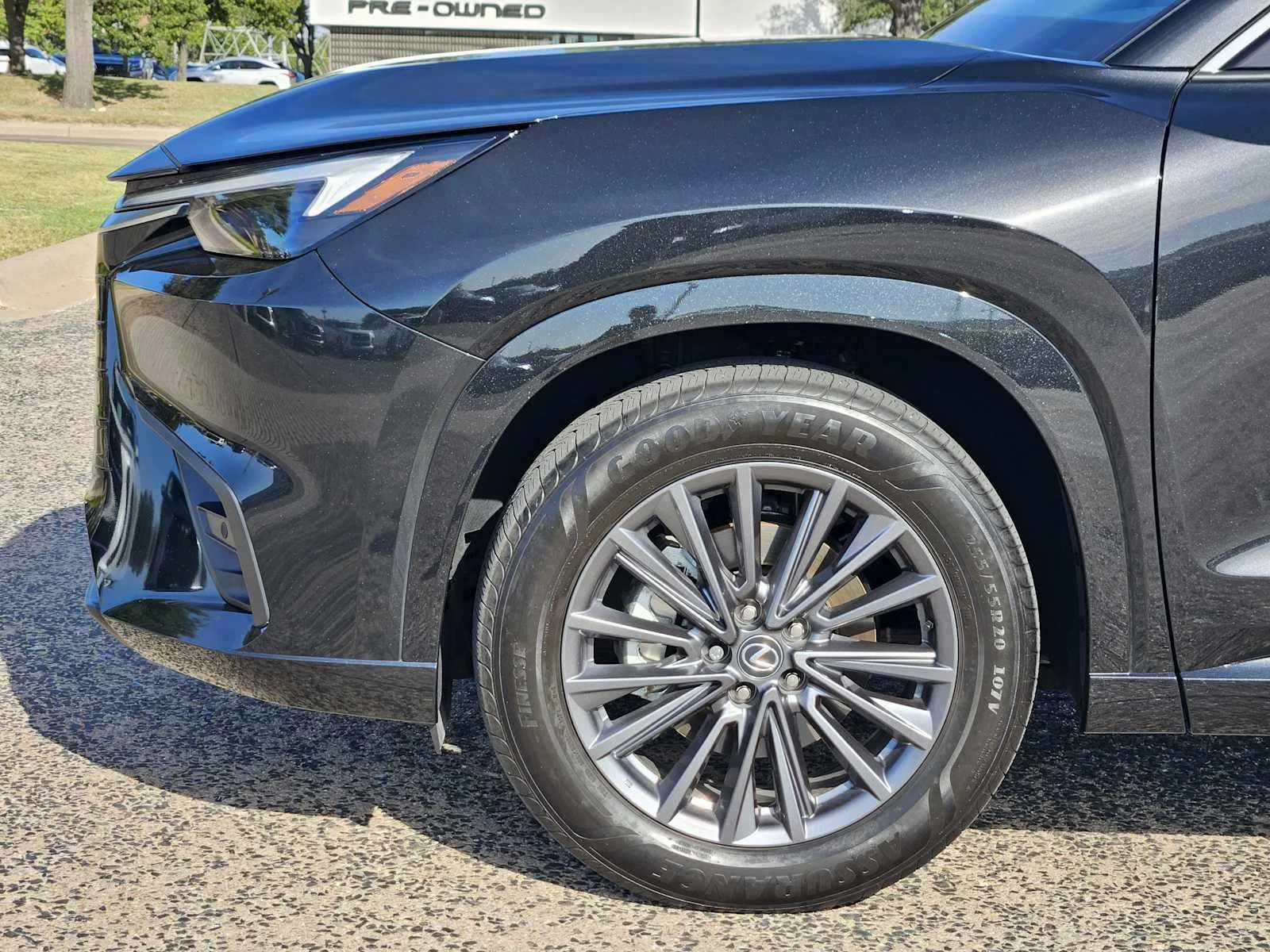 Certified Used 2025 CAVIAR Lexus  image 5