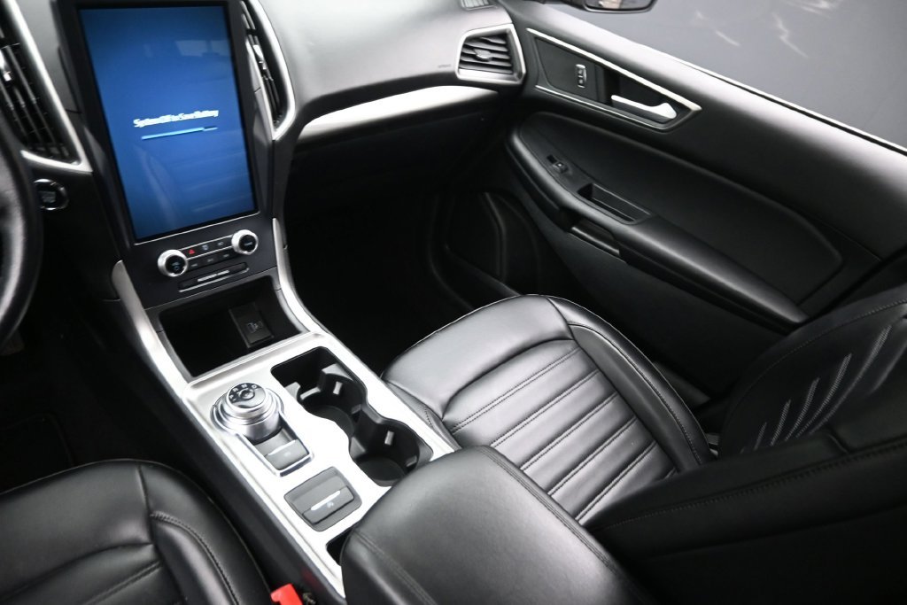Used 2023 Black Ford SEL image 15