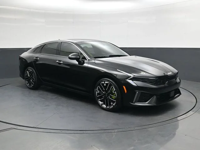 Used 2026 Aurora Black Kia GT image 2