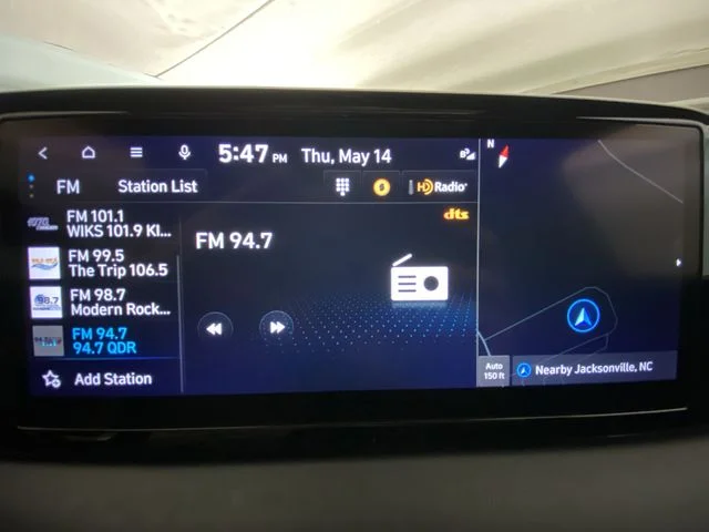 Used 2023 Black Hyundai XRT image 16