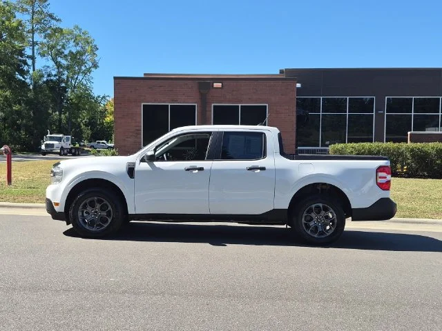 Used 2024 White Ford XLT image 10
