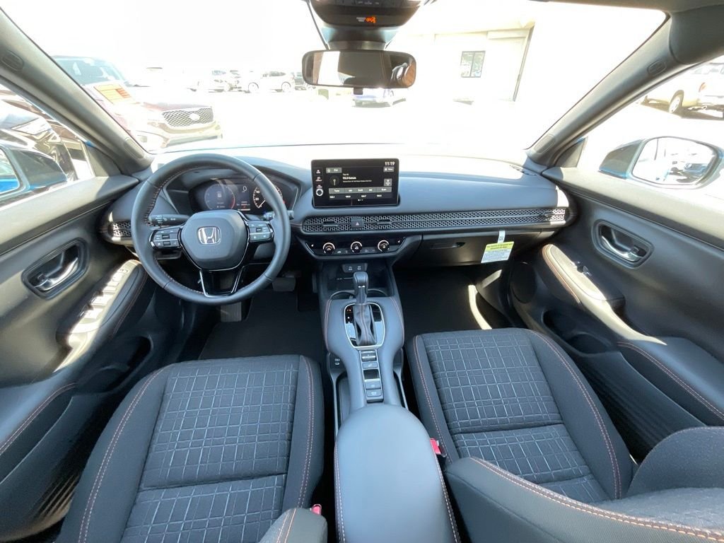 Used 2026  Honda Sport image 9