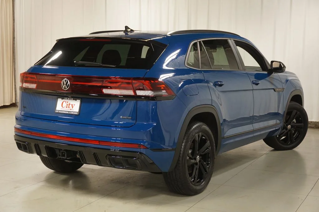 Certified Used 2025 Mountain Lake Blue Metallic Volkswagen 2.0T SEL R-Line Black image 23