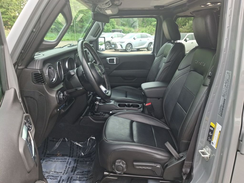 Used 2023 Gray Jeep Sahara 4xe image 13