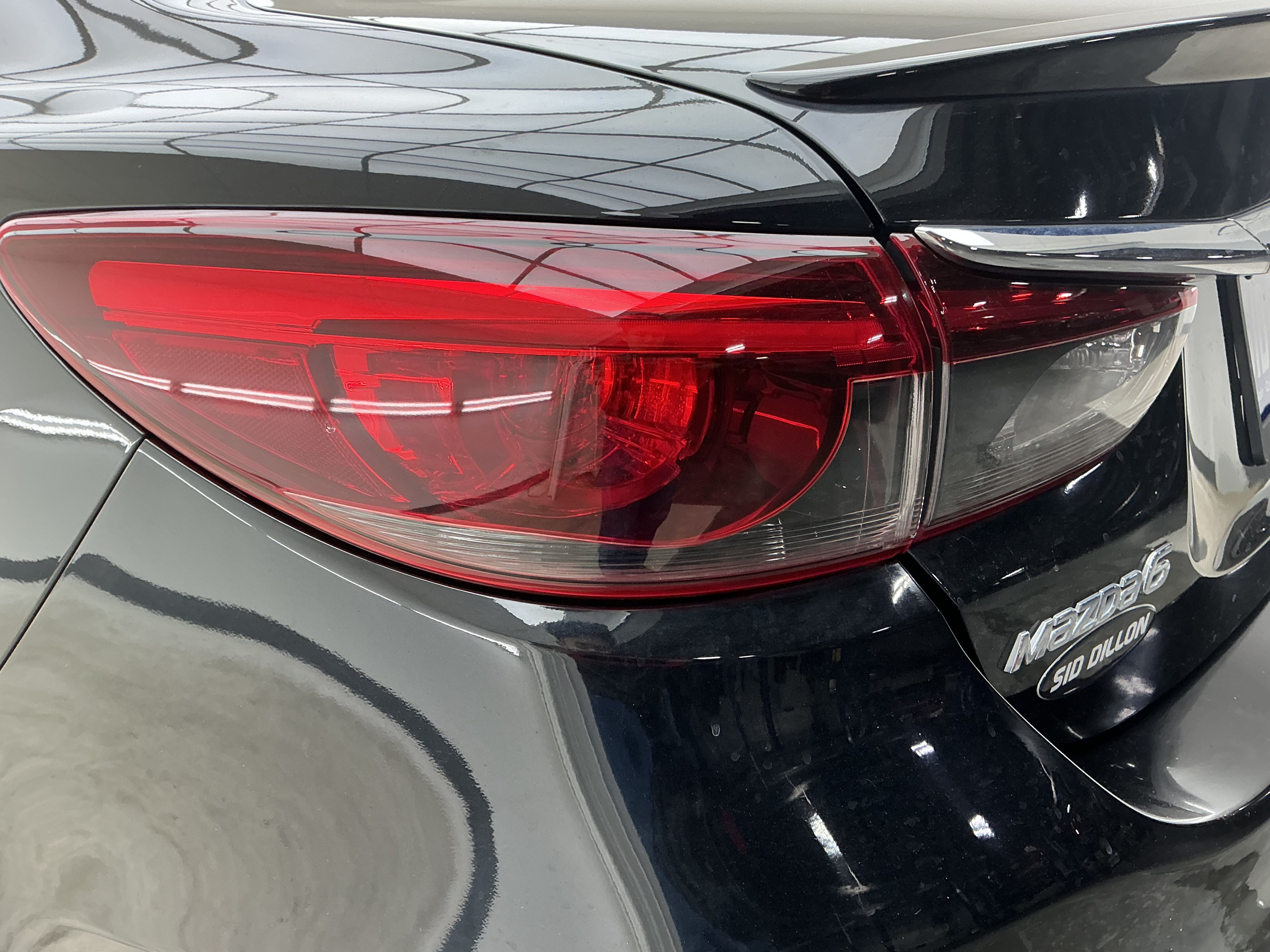 Used 2016 Jet Black Mica Mazda i Grand Touring image 22