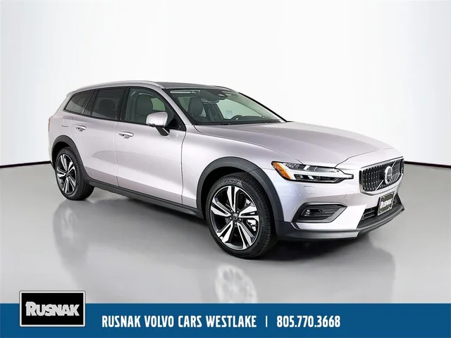 2026 Volvo V60 Cross Country B5 Plus