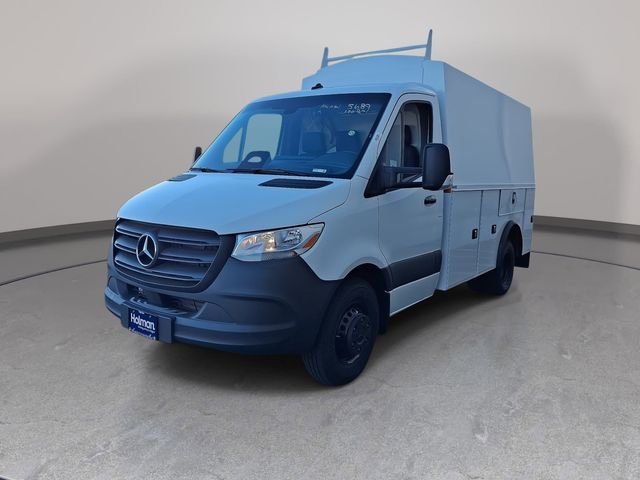 2025 Mercedes-Benz Sprinter Cab Chassis Standard Roof