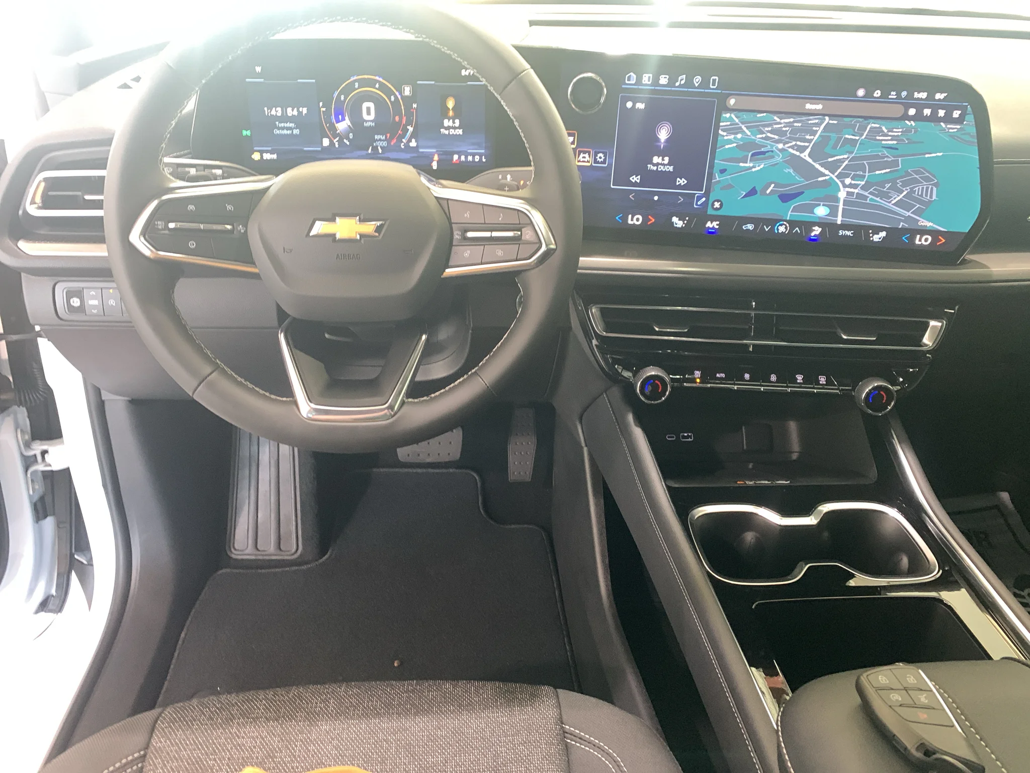 2027 Chevrolet Traverse LT - Photo 18