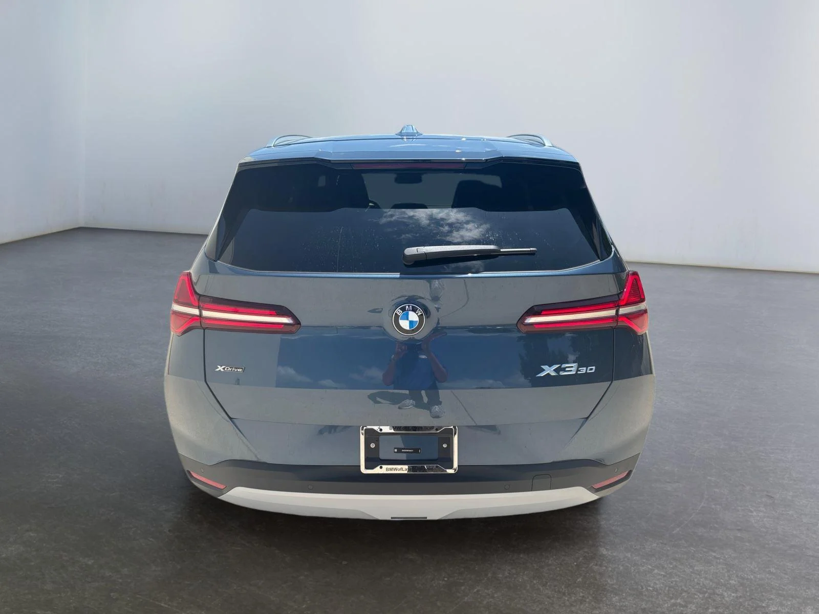 New 2026 Arctic Race Blue metallic BMW 30 xDrive image 14