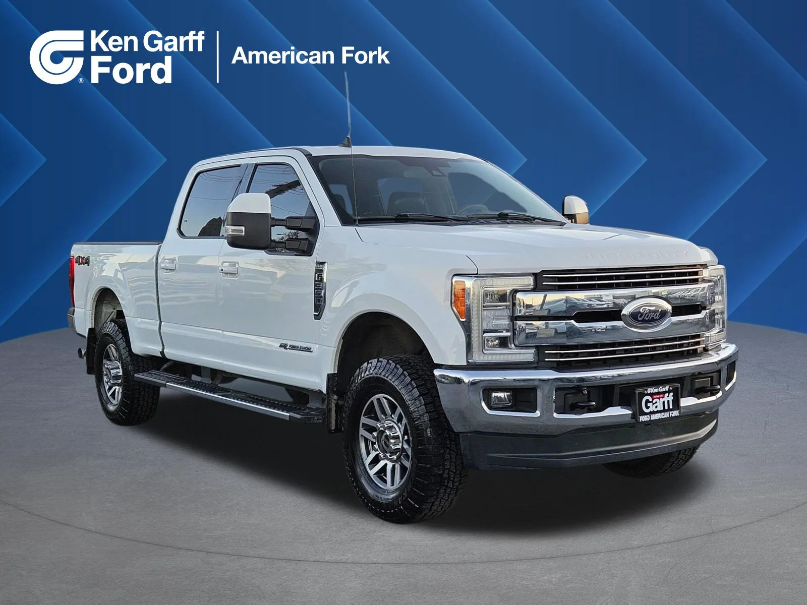 2019 Ford F-350 Lariat 4x4 Crew Cab 160 in SRW's photo