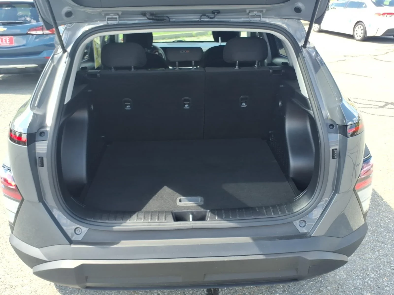 Used 2025 Gray Pearl Hyundai SEL image 12