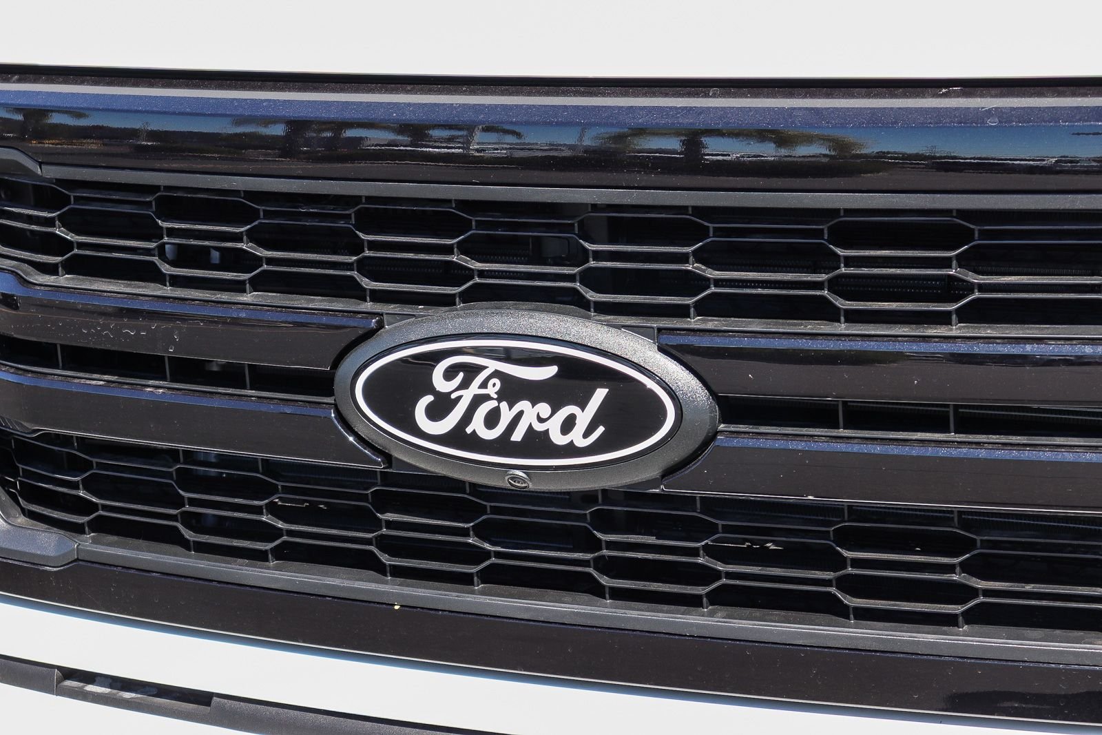New 2026 Star White Metallic Tri-Coat Ford Lariat® image 11