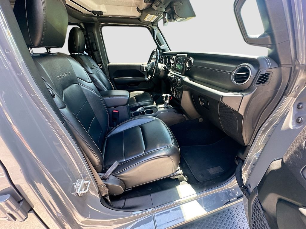 Used 2020 Sting-Gray Clearcoat Jeep Sahara image 29