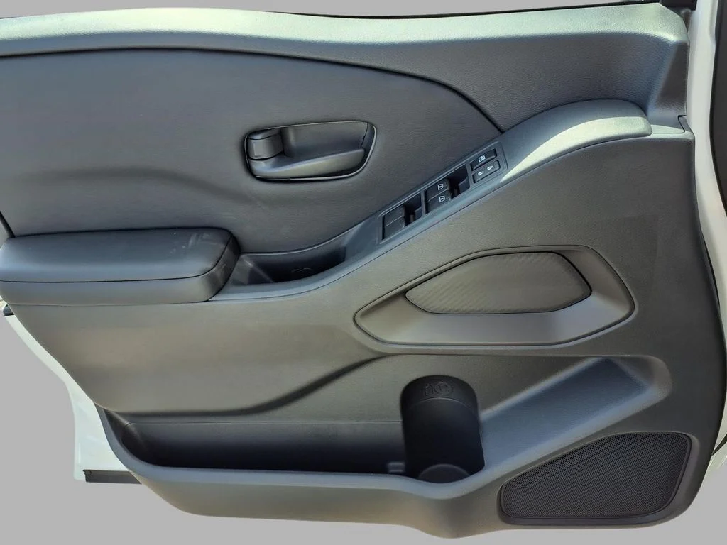 New 2026 Glacier White Nissan Crew Cab S image 15