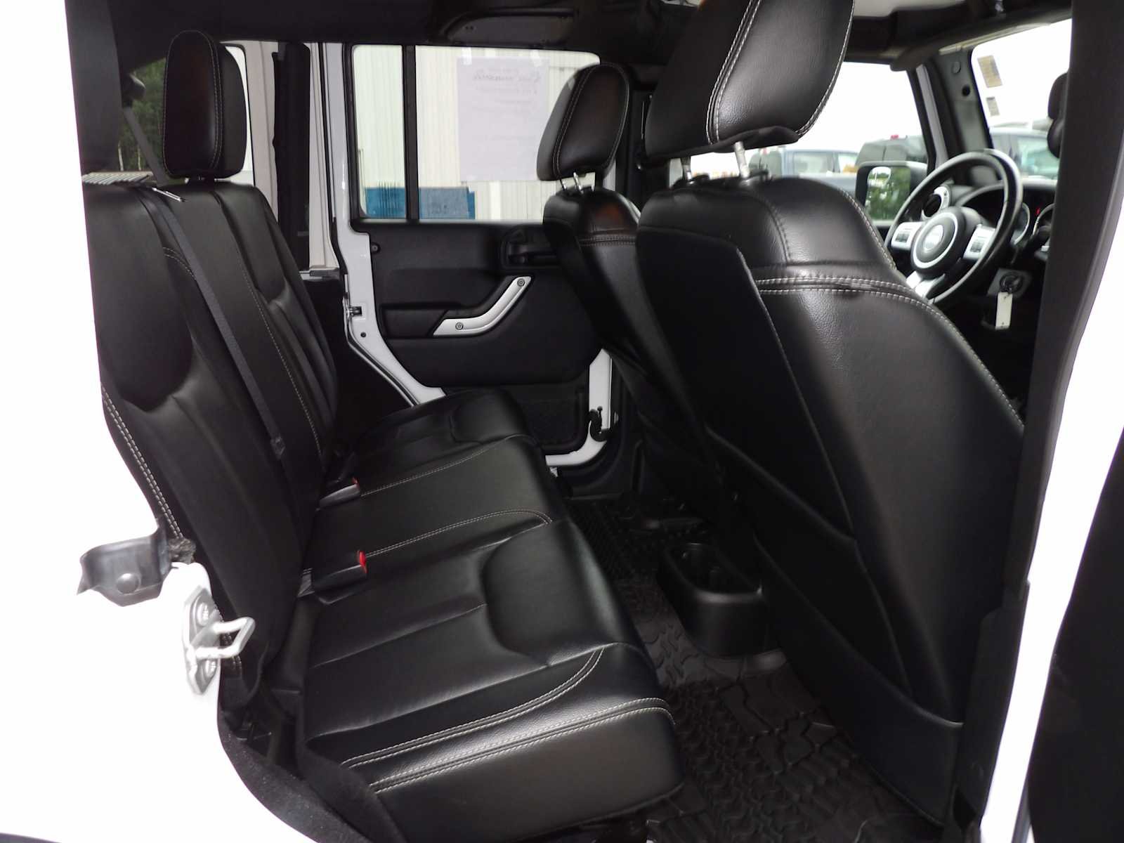 Used 2017 Bright White Clearcoat Jeep Rubicon Hard Rock image 14