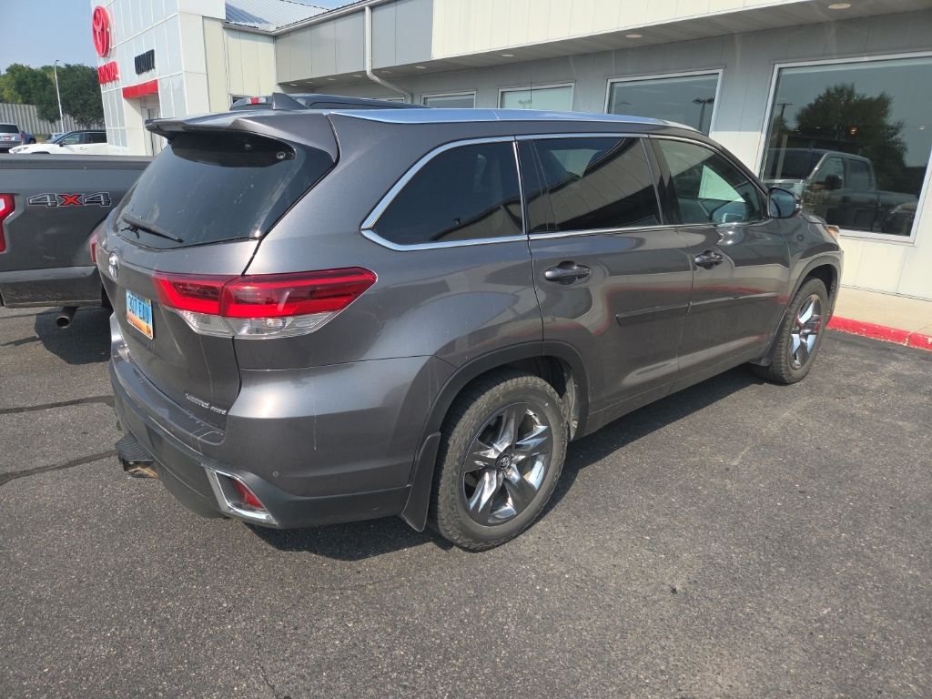 Used 2018 Gray Toyota Limited image 3