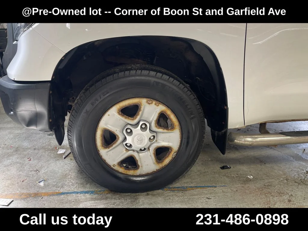 Used 2015 White Toyota SR image 11