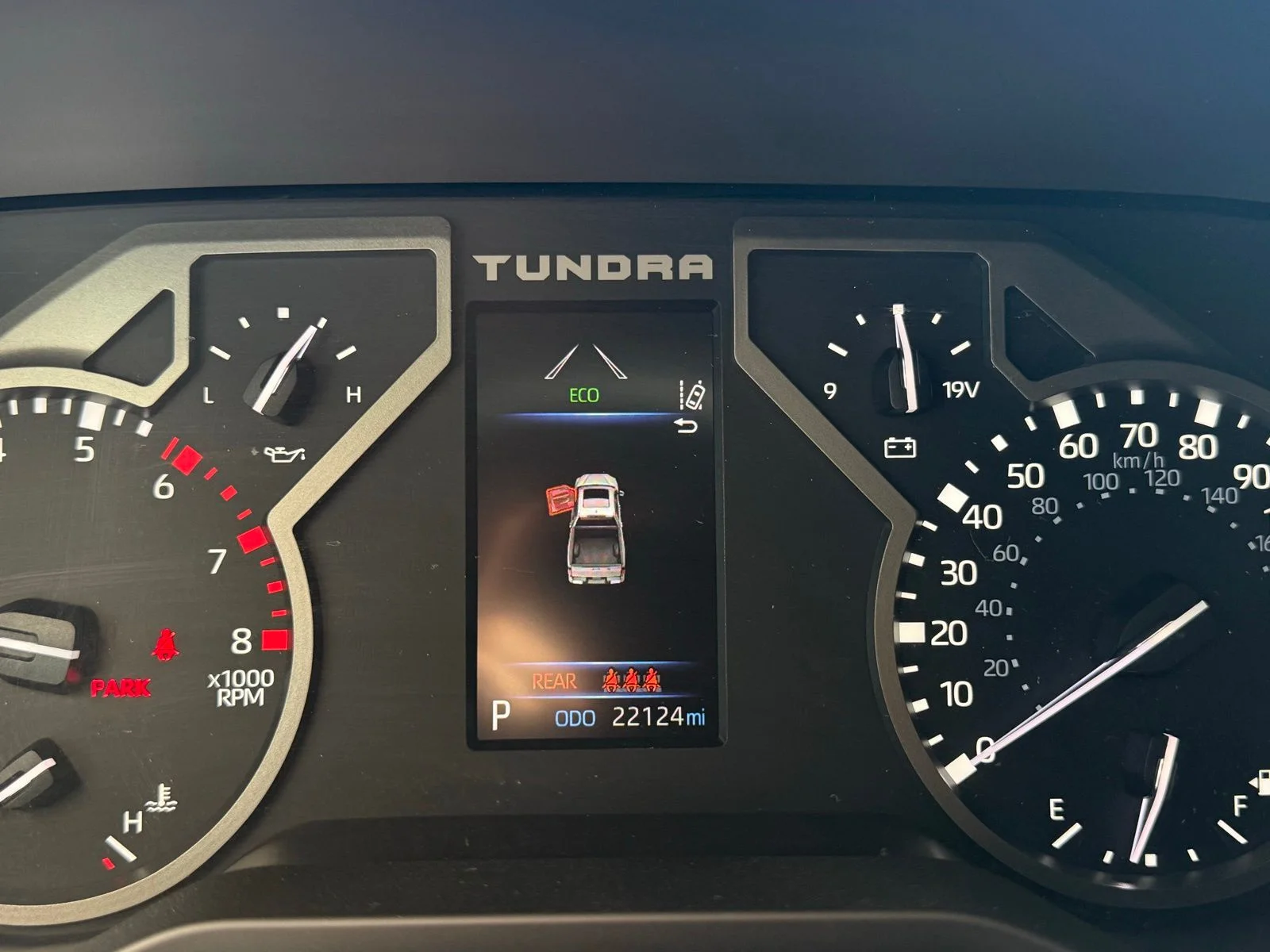 2024 Toyota Tundra SR5 - Photo 14